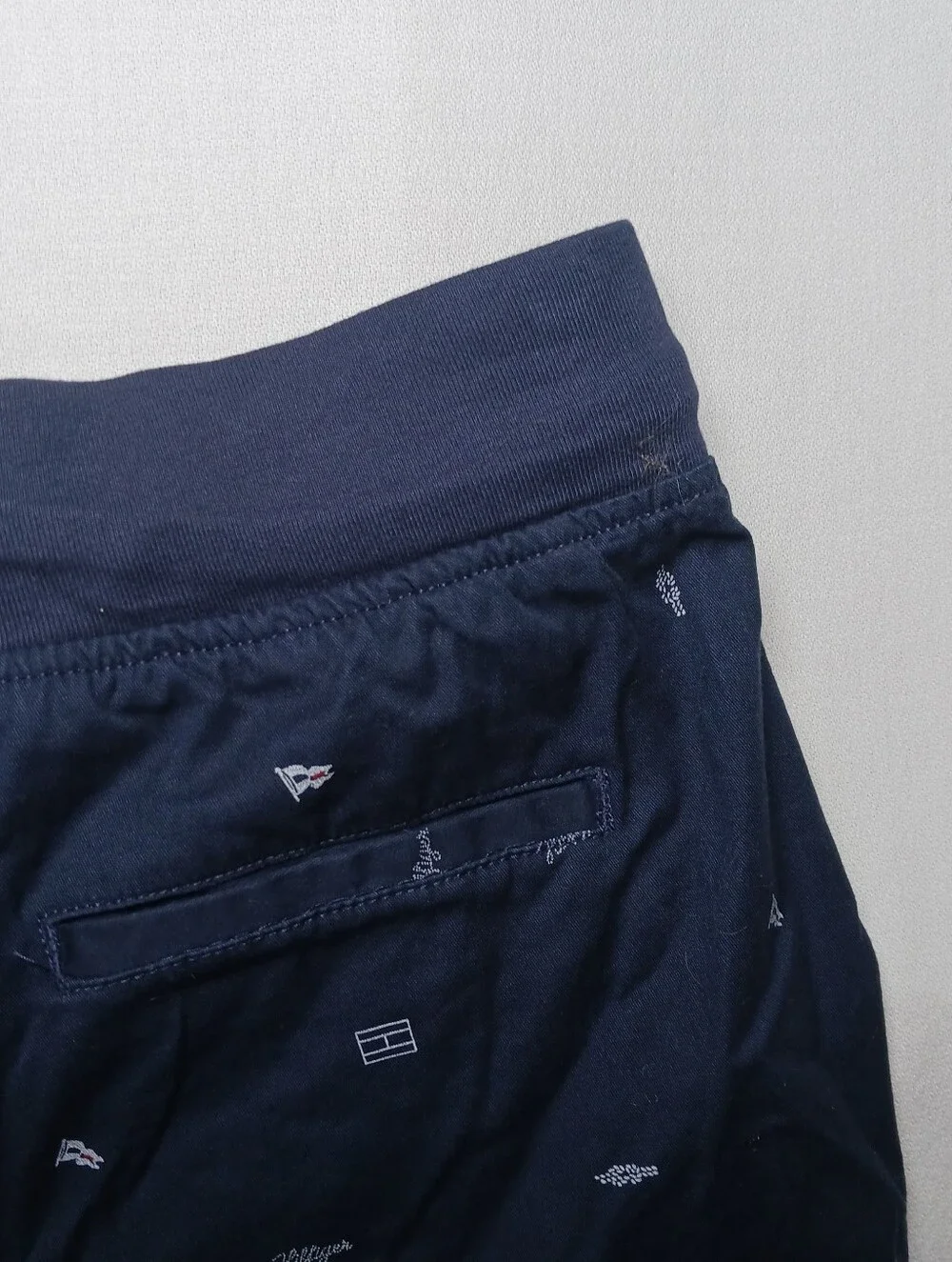Tommy Hilfiger Boys Pull On Bermuda Shorts XL Navy Blue All Over Print Logo